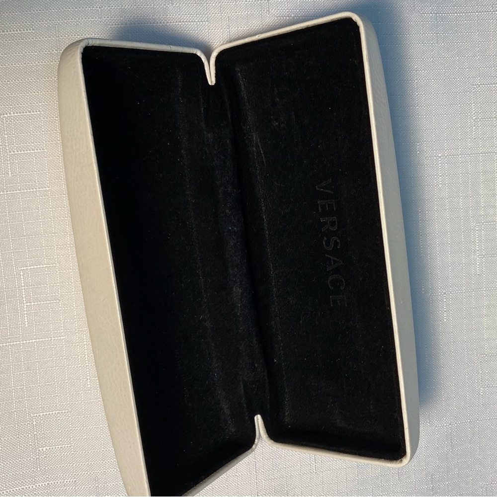 VERSACE glasses case - Picture 2 of 4